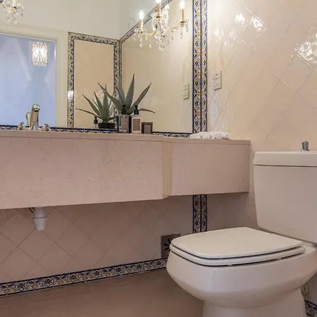 Luxury Colina Park *