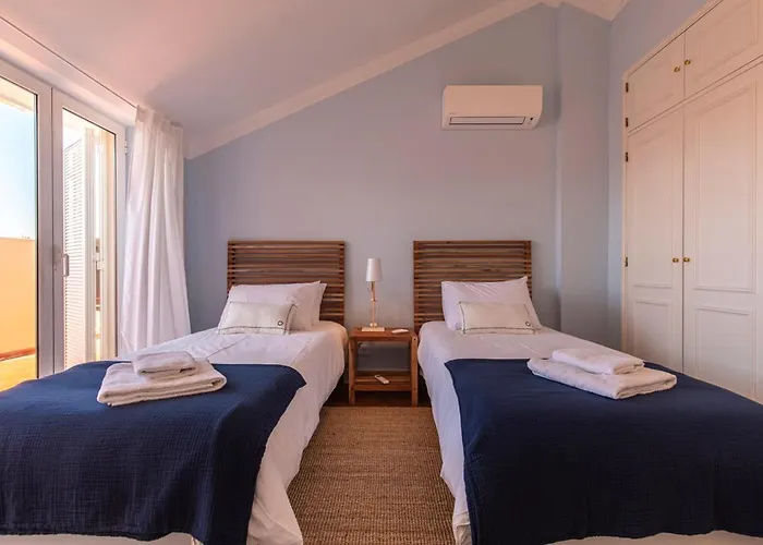 Luxury Colina Park * קסקאיס
