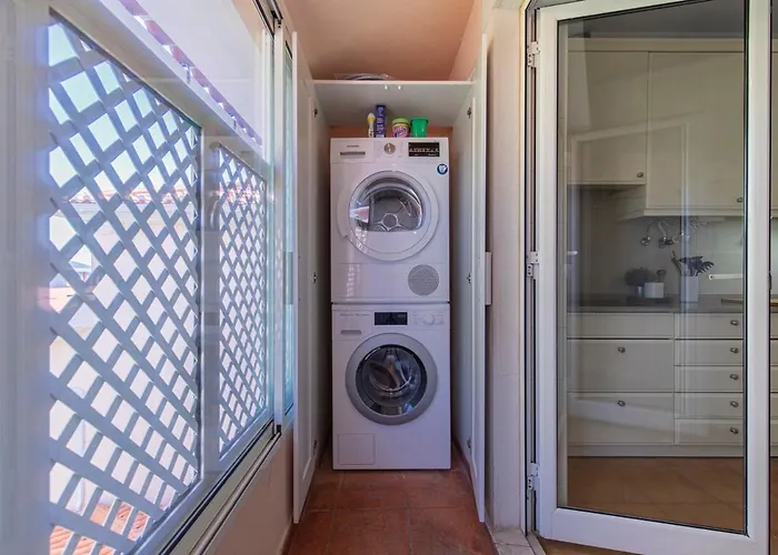 Luxury Colina Park * קסקאיס
