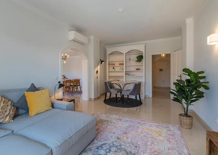 Luxury Colina Park דירה *