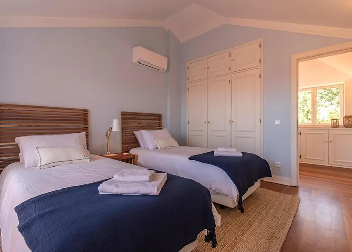 Luxury Colina Park *