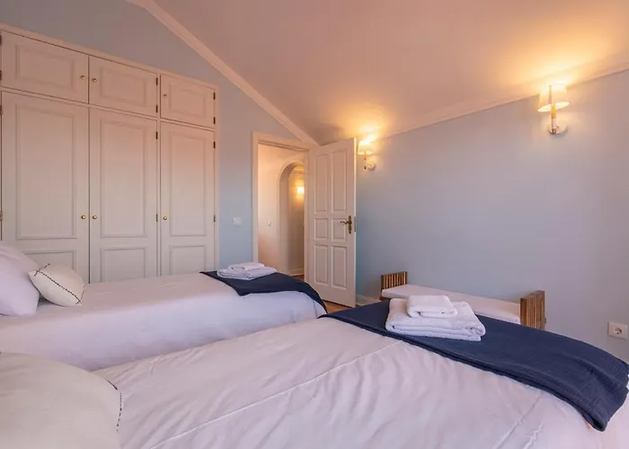 Luxury Colina Park *
