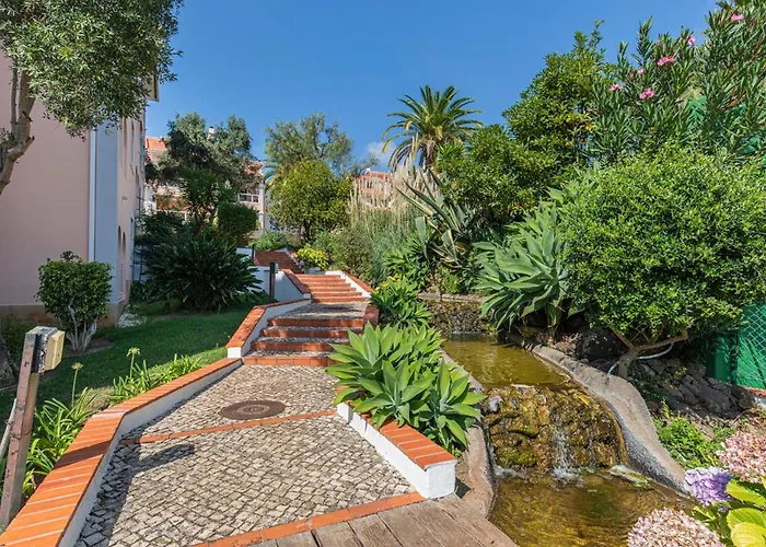 Luxury Colina Park شقة *