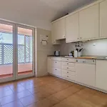 Luxury Colina Park Apartment