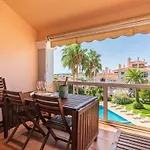 Luxury Colina Park Apartment *