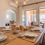 Luxury Colina Park Apartment *